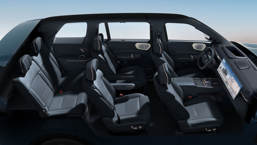 Lynk & Co 900 2026